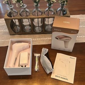 Early Christmas shopping?! Innza IPL Hair Removal NIB